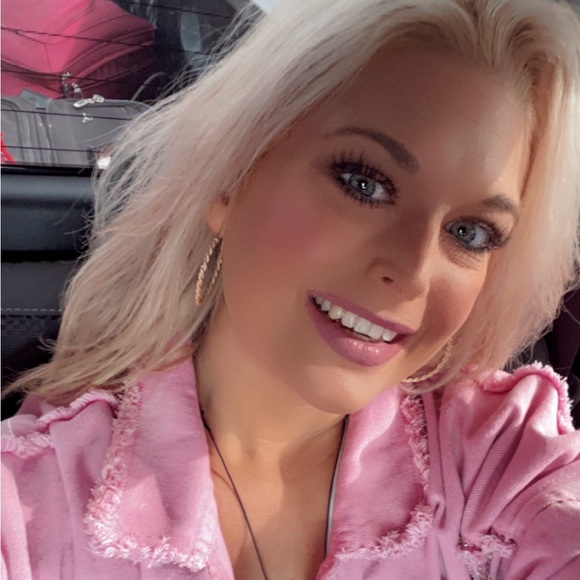 Meet your Posher, Cymphanie - Picture 1 of 1